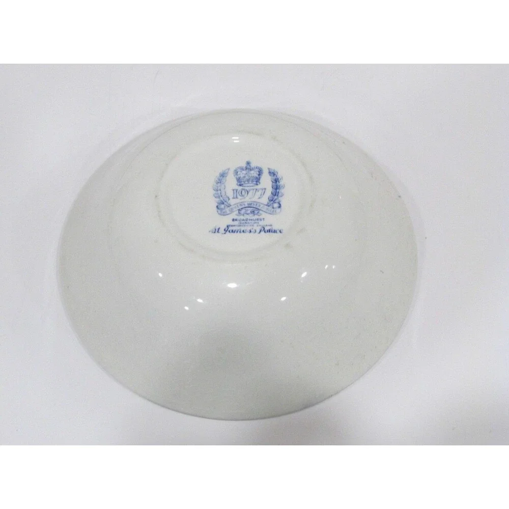 QUEEN'S SILVER JUBILEE BOWL ST. JAMES PALACE 1977 England BROADHURST IRONSTONE
